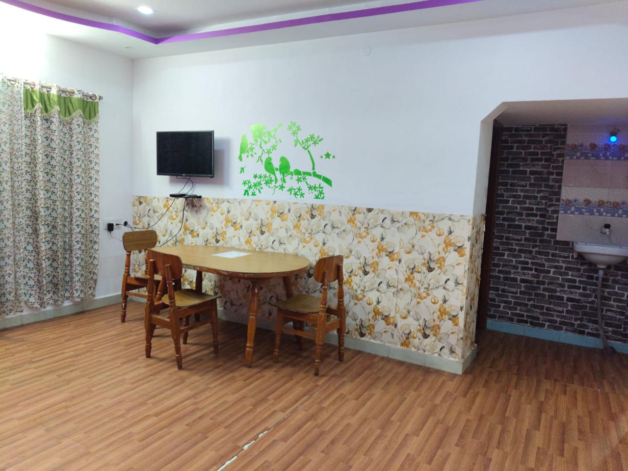 3BHK suite shared dining area