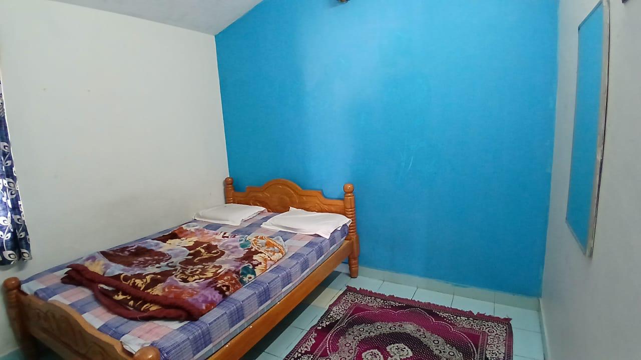Second blue accent bedroom