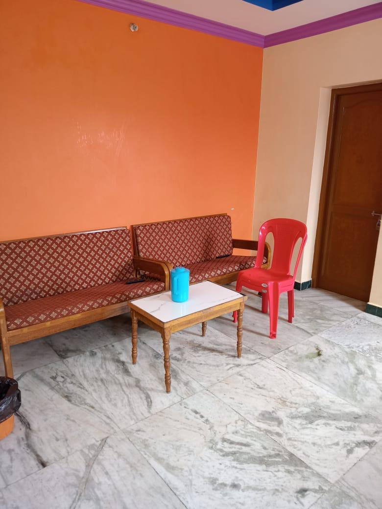 Suite room lounge